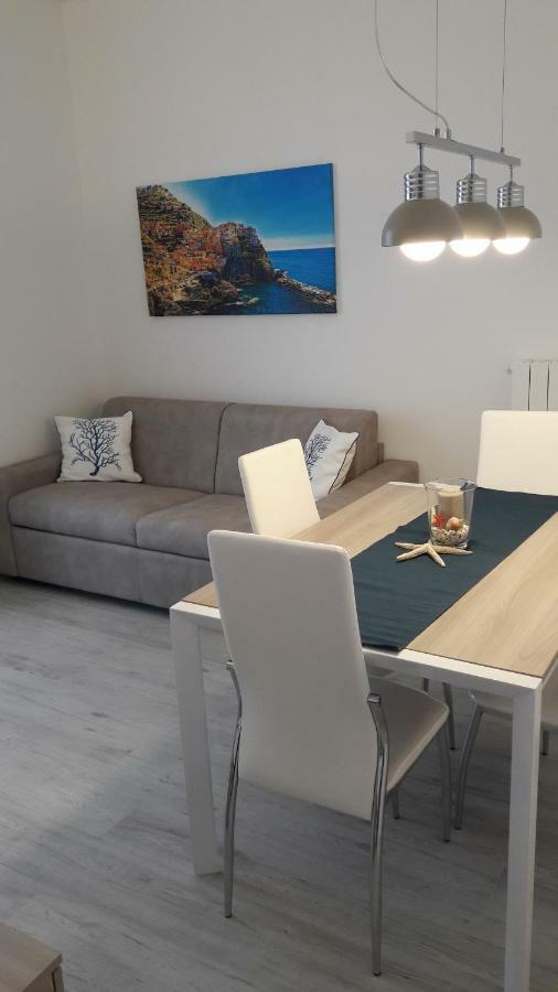 A & M House Apartment Moneglia Ngoại thất bức ảnh